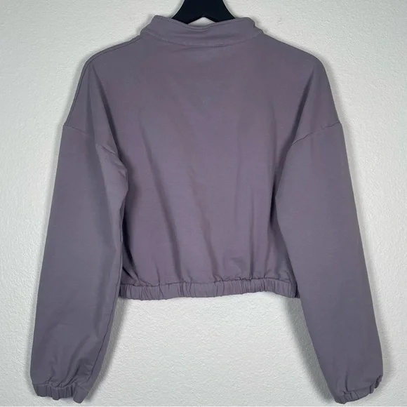 Ilus Idol Cropped Pullover in Purple Dove - Picture 3 of 8